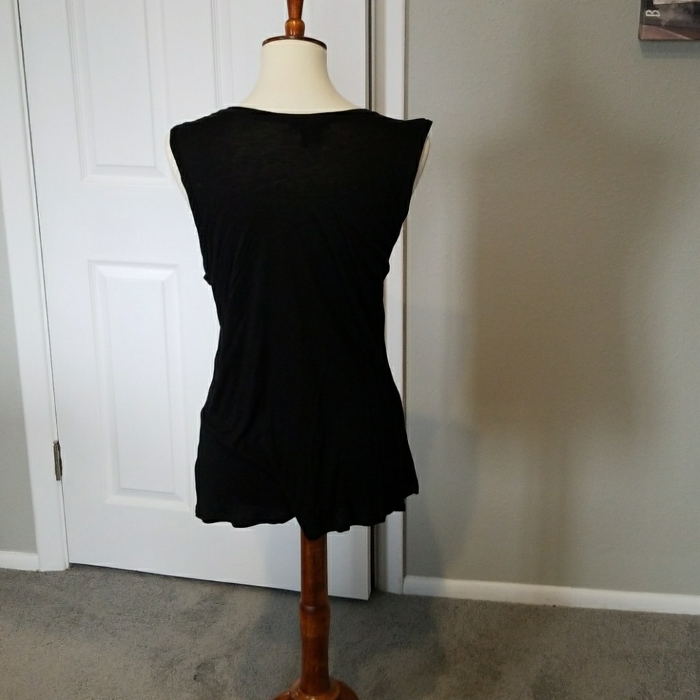 Top - Picture 2 of 2